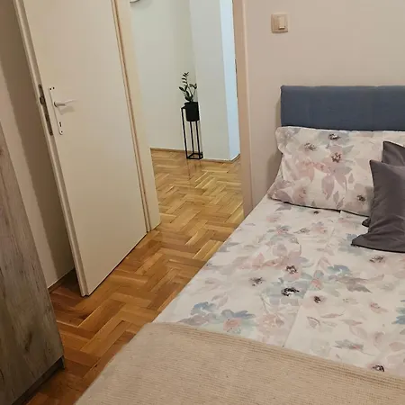Odmor012-2 Apartment *