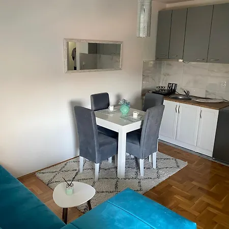 Odmor012-2 Apartment